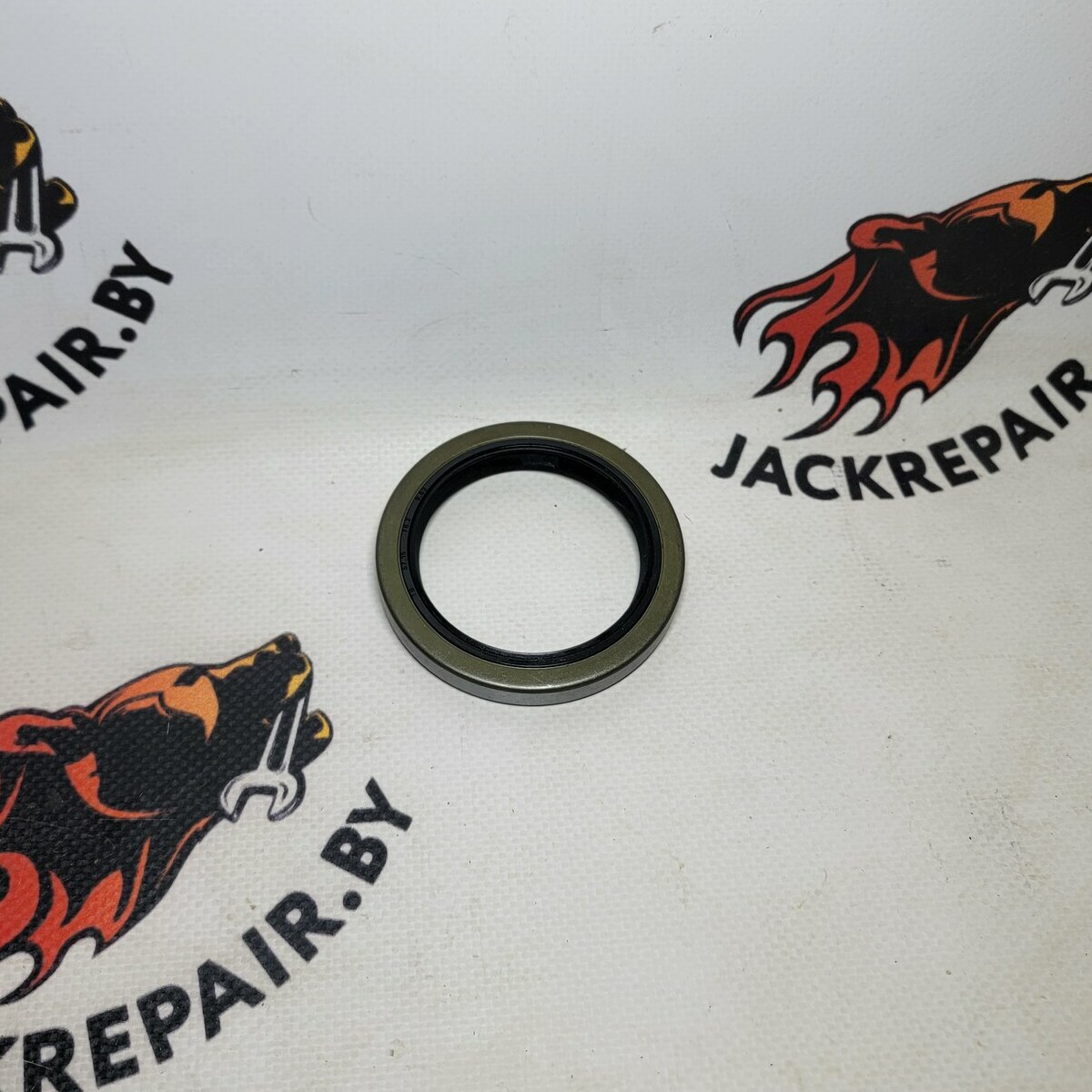 САЛЬНИК John Deere AR67942