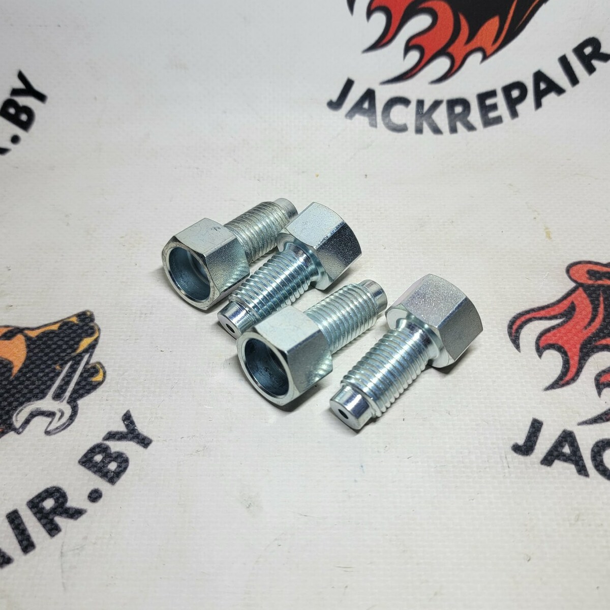 Болт CARRARO 116530