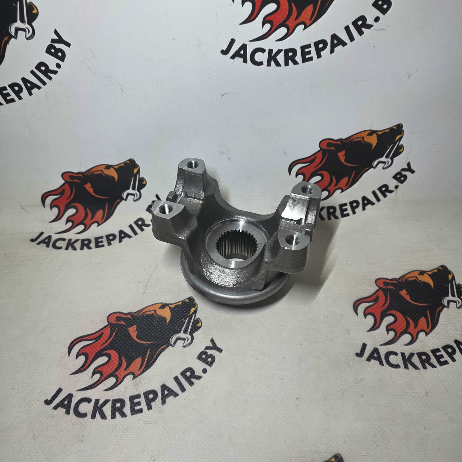 Фланец муфты привода переднего моста JCB 459/70133