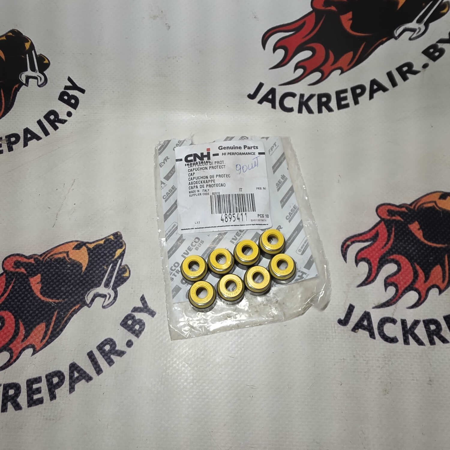 Колпачок маслосъемный CNH 4895411 Колпачок маслосъемный CNH 4895411