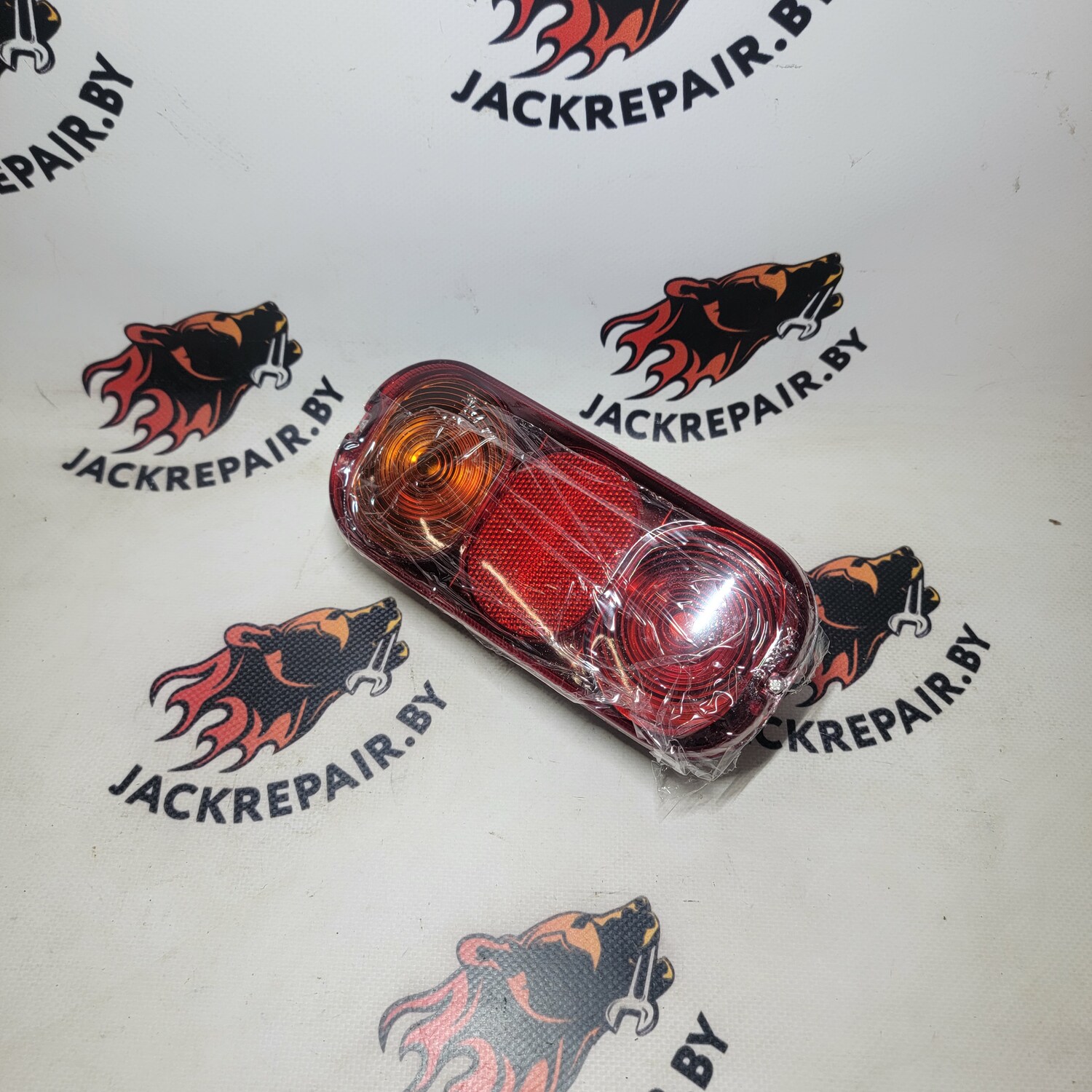 Фонарь задний в сборе 700/50018