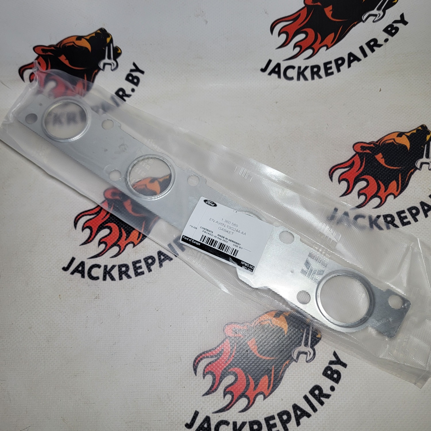 Прокладка выпускного коллектора FORD 1360589 Прокладка выпускного коллектора FORD 1360589