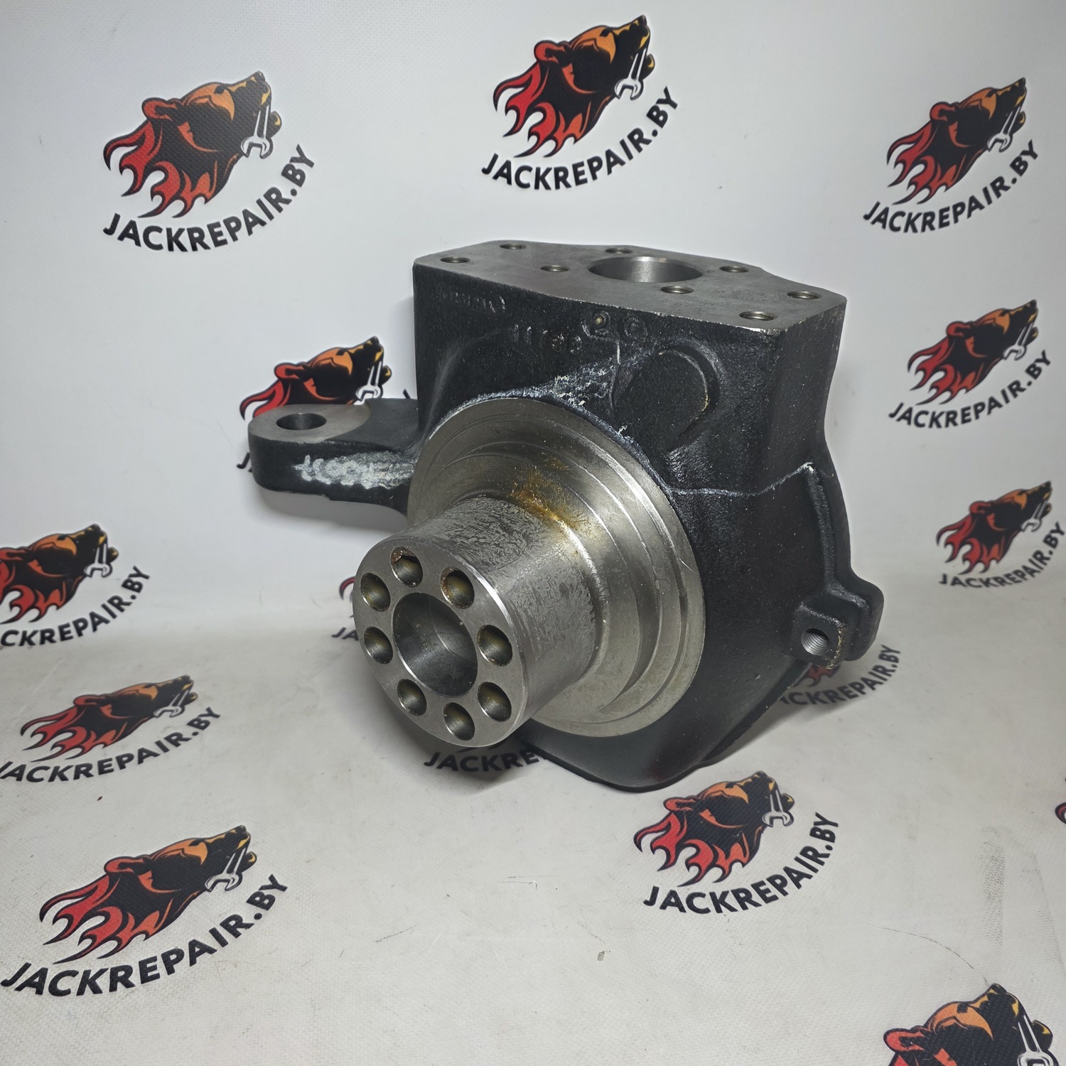 Кулак поворотный Carraro 145037