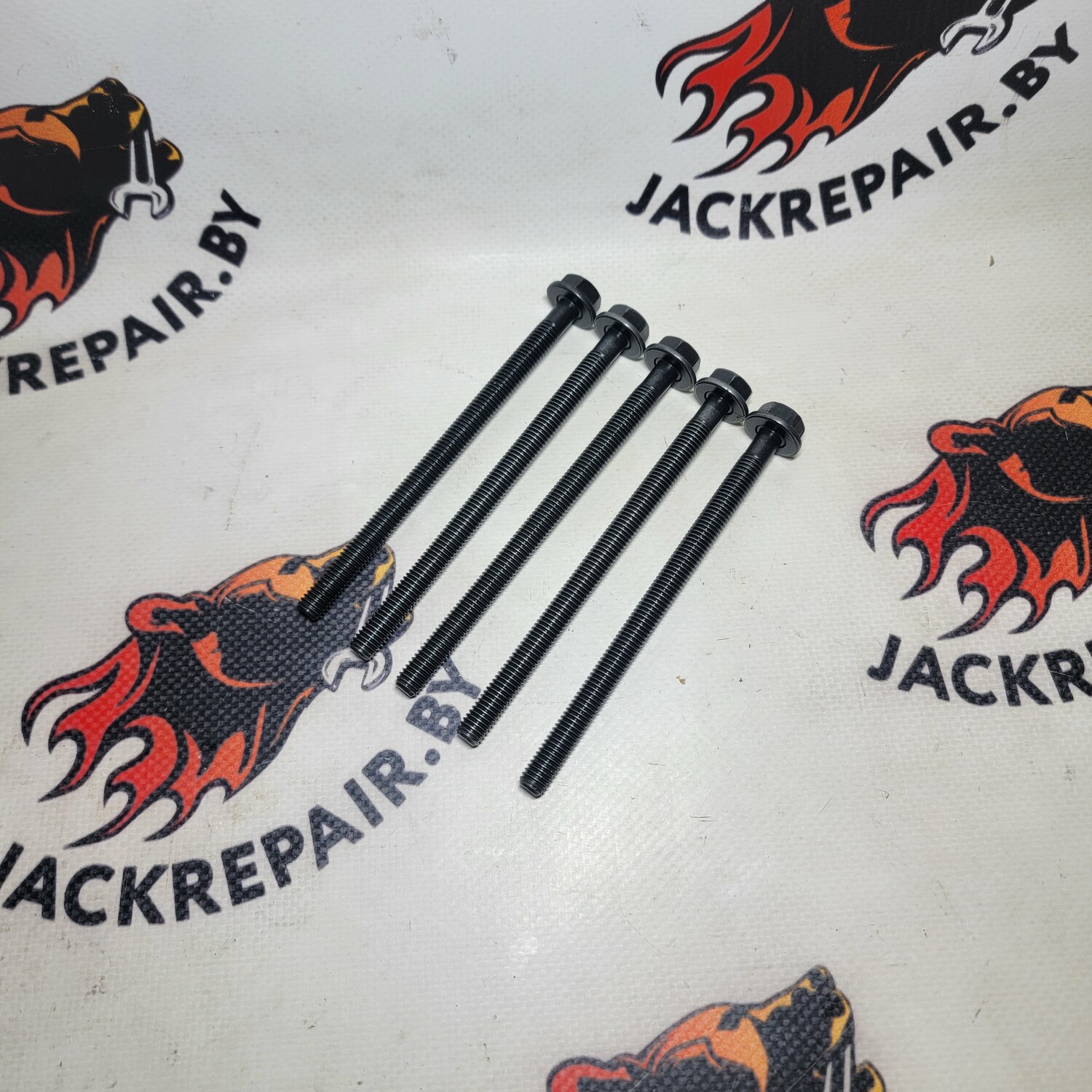 Болт ГБЦ (короткий) FORD 1102676 Болт ГБЦ (короткий) FORD 1102676