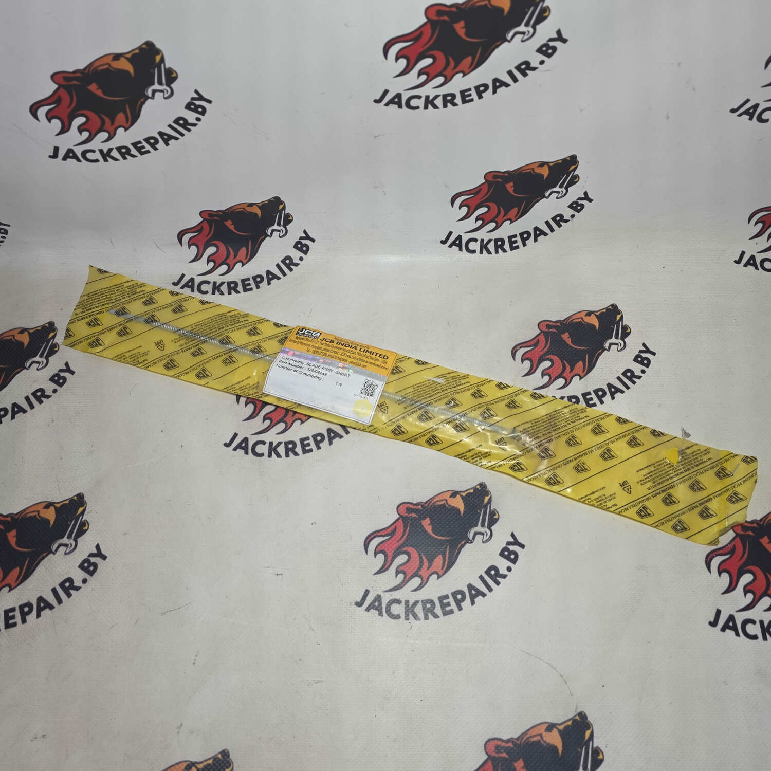 Масляный щуп JCB 320/04249 Масляный щуп JCB 320/04249