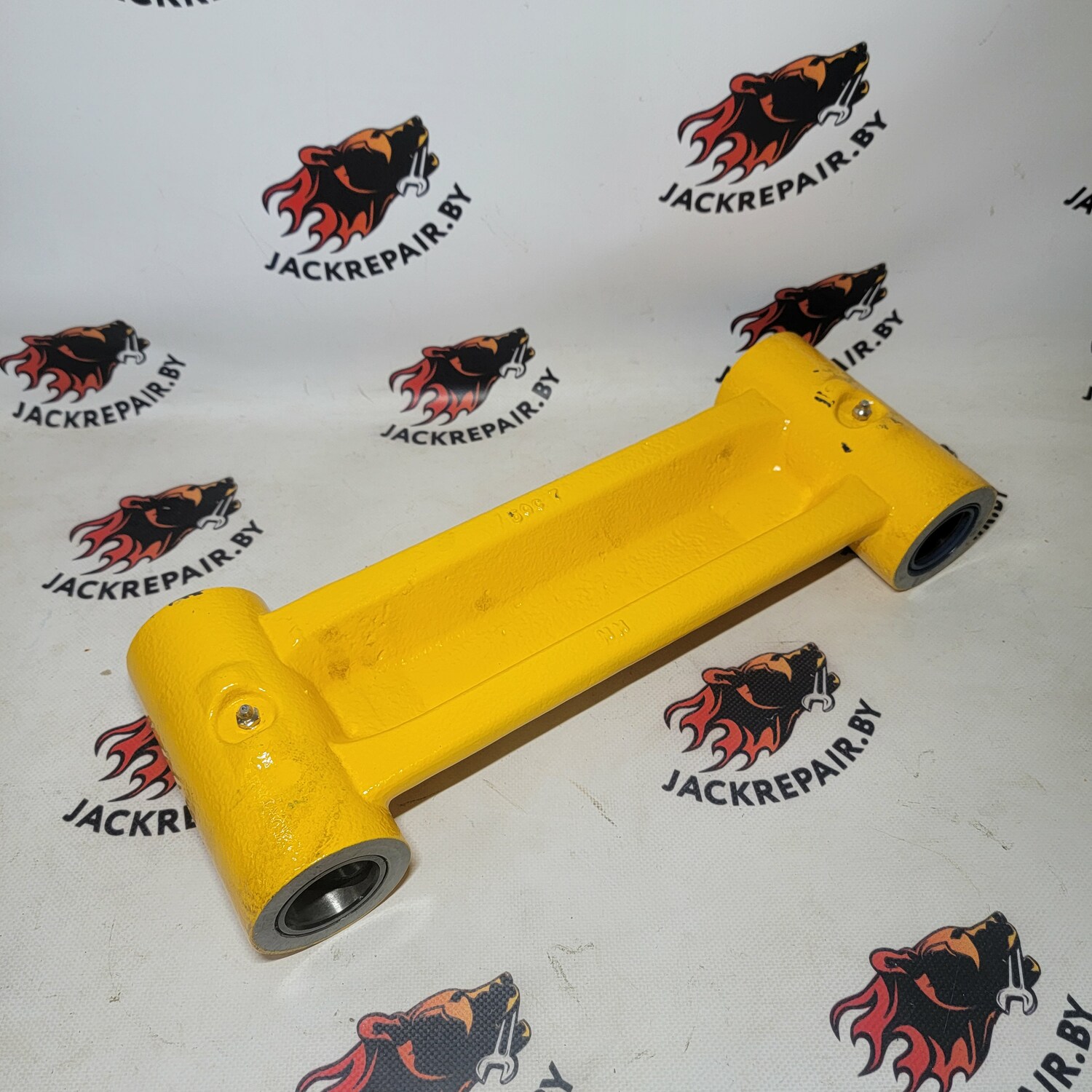 Тяга (кулиса) заднего ковша JCB 126/00247