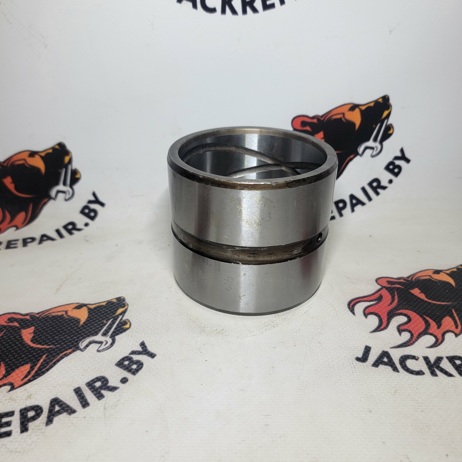 Втулка в ушко штока г/цилиндра стрелы JCB 331-11841 Втулка в ушко штока г/цилиндра стрелы JCB 331-11841